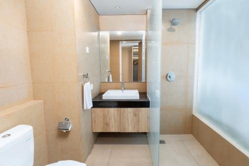 08_standard_room_toilet